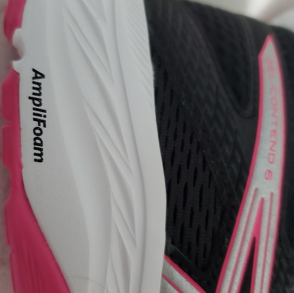 ASICS Gel AmpliFoam Running Shoes, Size 6.5 - Picture 5 of 9